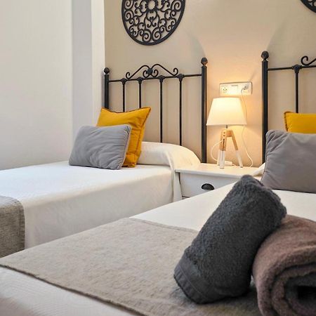 Hostal Dinamarca San Antonio  Exteriér fotografie