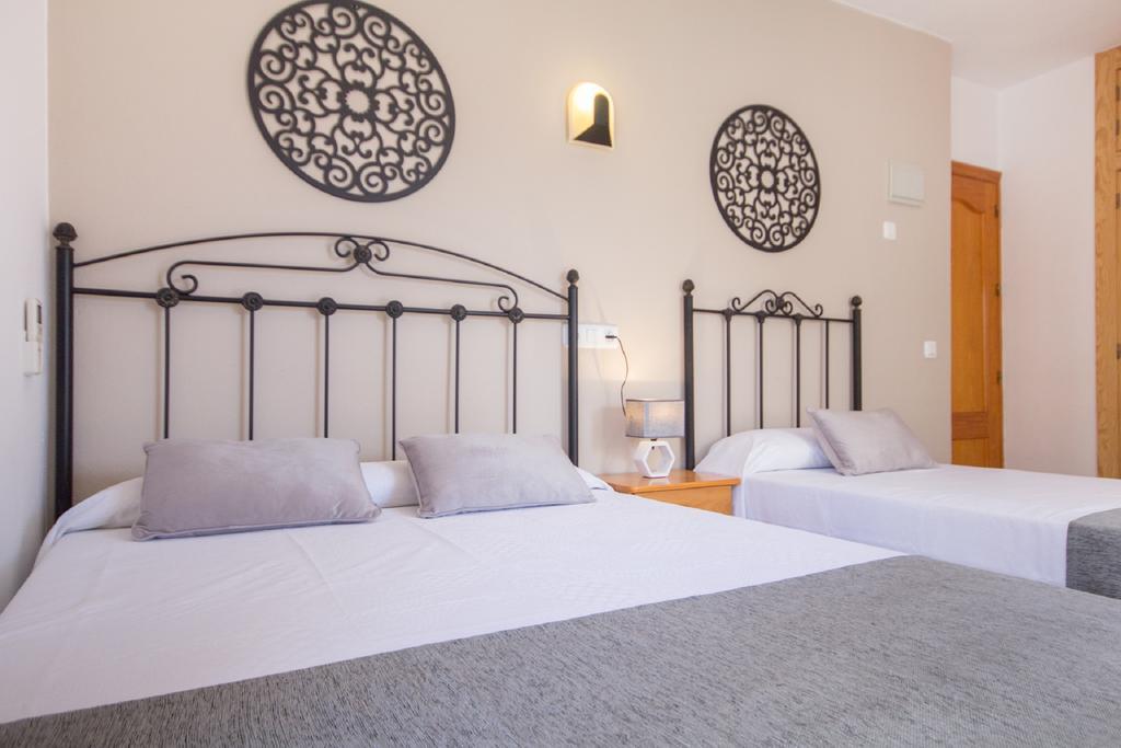 Hostal Dinamarca San Antonio  Exteriér fotografie